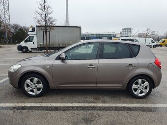 KIA Ceed Hatchback 92.7kw Manuál - 2