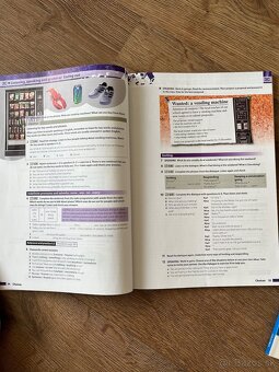 Insight PRE-intermediate Student’s Book + Workbook - 2