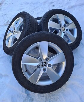 Škoda originálne ALU disky 5x112 + letné pneu 205/55 R16 - 2