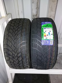 2x zimné pneumatiky 235/45R17 - 2