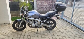 Yamaha fazer 600 fz6 - 2