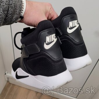 Nike - 2