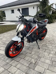 KTM DUKE 890R - 2