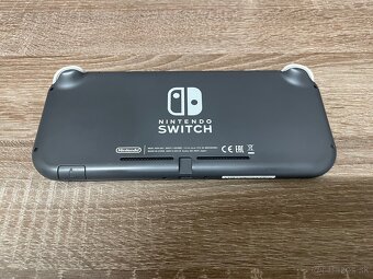 Nintendo Switch Lite - 2