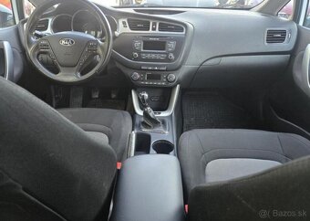 Kia Cee´d 1.6-DUAL KLIMA-SENZORY-LED - 2