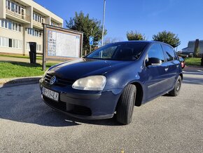 Golf 1.6 75kw benzín - 2