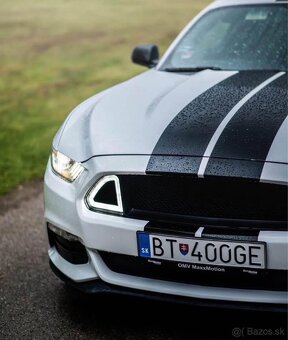 Ford Mustang 3.7 V6 - 2