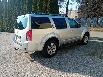 Predám Nissan Patfinder 2.5 dCI MT6 7- miestny - 2