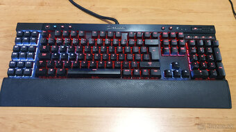 Herná klávesnica Corsair Gaming K95 RGB Cherry MX Brown - 2