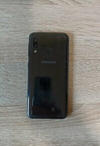 Samsung A20e - 2