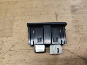 USB AUX konektor - 2