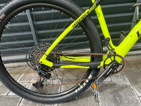 Predám karbónový MTB hardtail Lapierre PRORACE 5.9 SAT, mod - 2