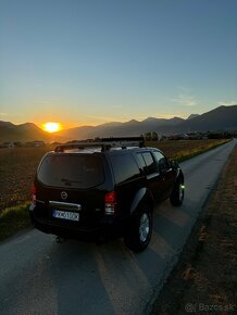 Predám NISSAN PATHFINDER 4X4 redukcia navijak - 2