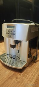 Delonghi kávovar - 2