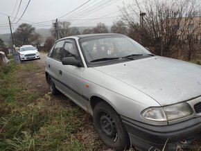 Predam opel astra 1.4 44kw - 2