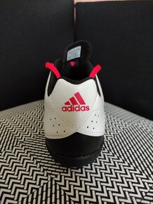 Adidas turfy. - 2