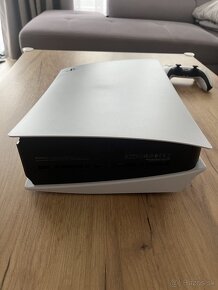 Playstation 5 s mechanikou - 2