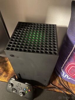 Predám Xbox series x 1TB s mechanikou - 2