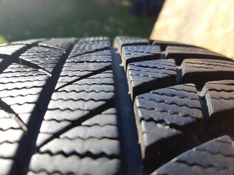 225/40 r18 zimne pneumatiky - 2