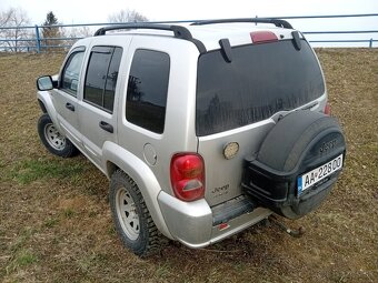 Jeep Cherokee BA/LPG, zabudovaná vysielačka - 2