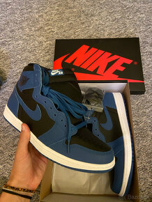 JORDAN 1 RETRO HIGH OG - Dark Marina Blue - 2