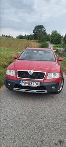 Škoda Octavia Combi Scout 2.0 TDI 4x4 Xenon - 2