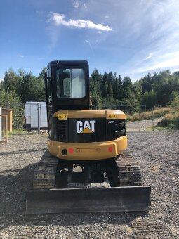 Pásový báger CAT 304Ccr. - 2