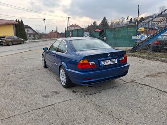 BMW 323CI - 2