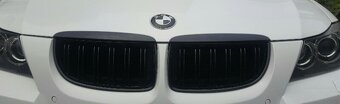 M-look Predná maska ľadvinky BMW 3 E90 / E91 (05 – 08) - 2