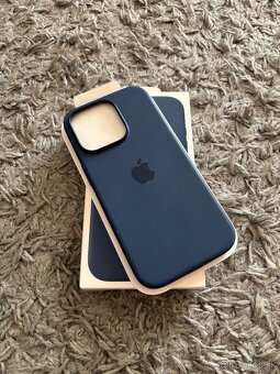 Apple iPhone 16 Pro Silicone Case Denim - 2