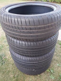 SADA LETNCH PNEUMATIK ZANOVNE 215/45R18 - 2