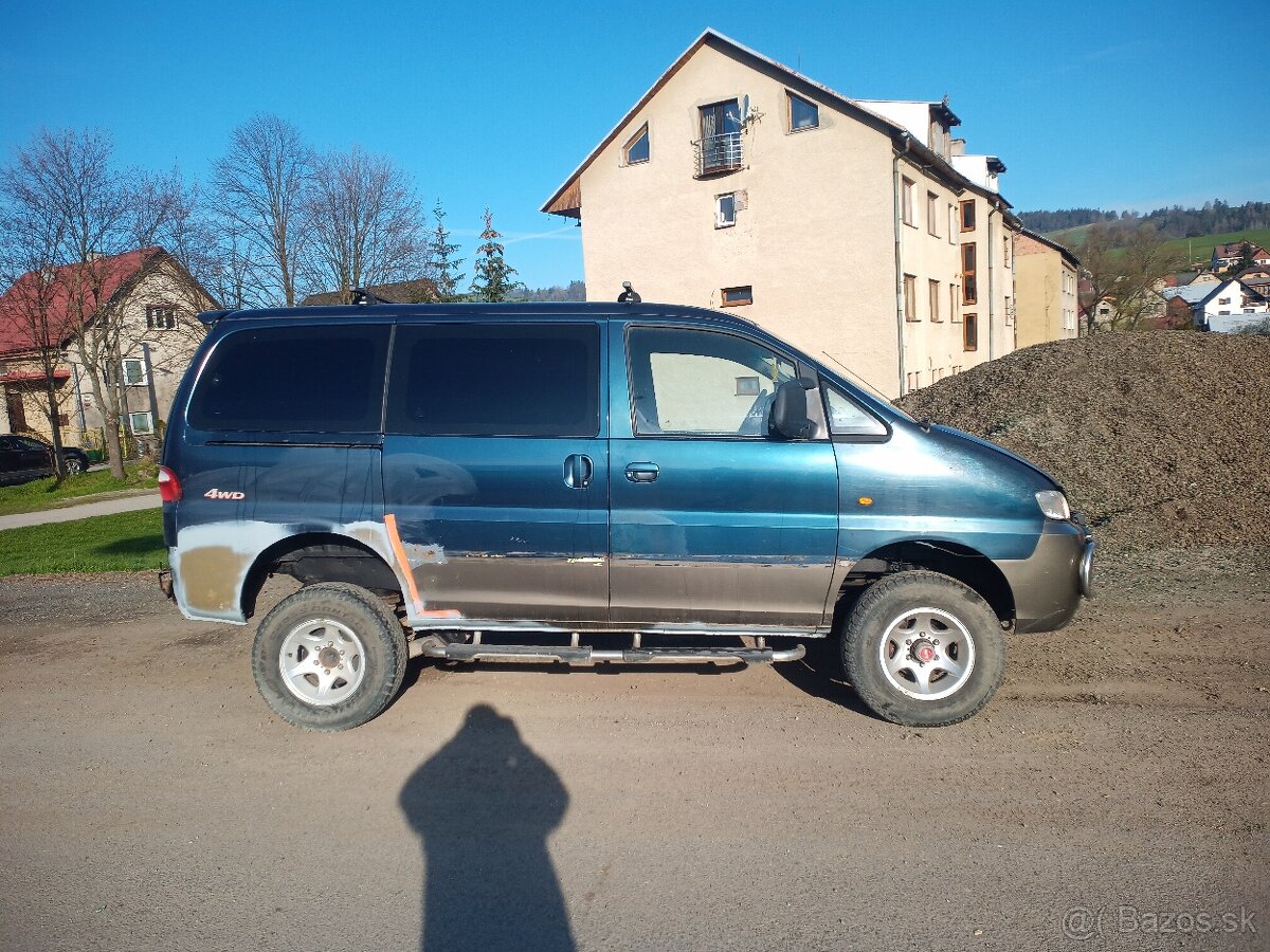 Hyundai Starex H1 4x4 - osobna verzia