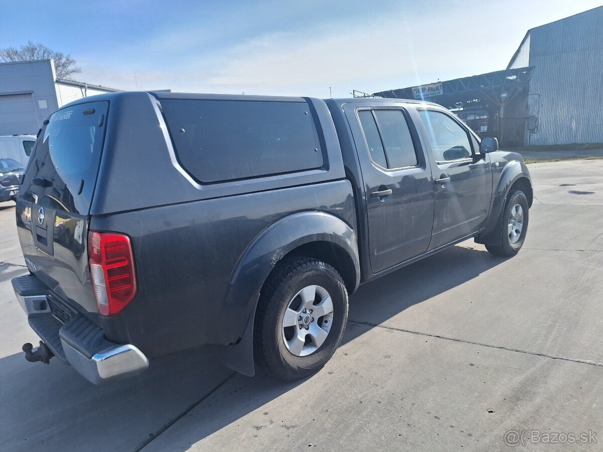 NISSAN NAVARA 2,5DCI MANUÁL 123XXX KM