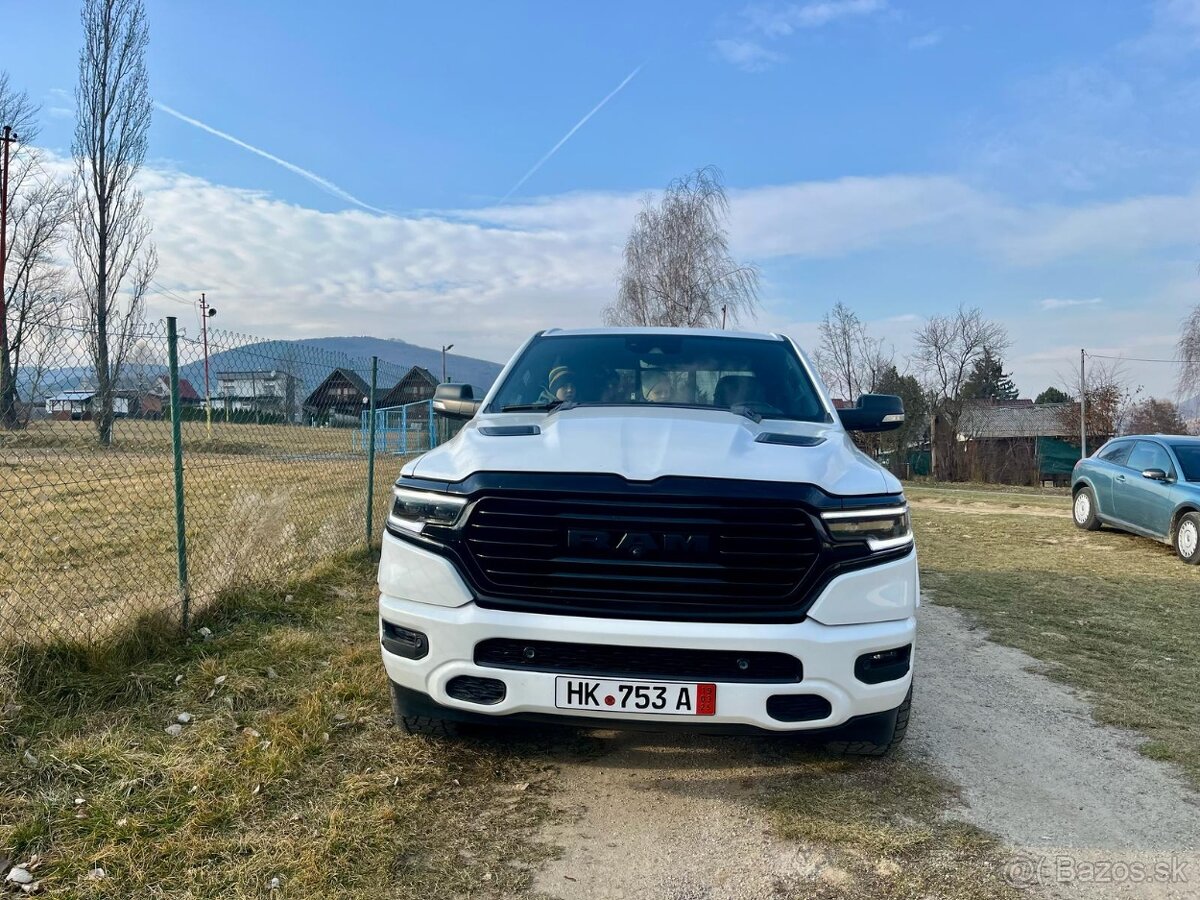 Dodge RAM 5.7 V8 BIGHORN 2022 6 miest