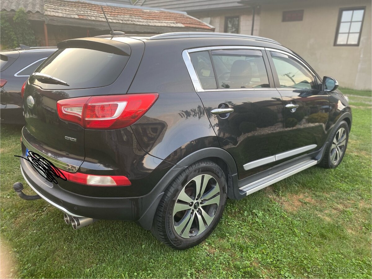 Predám KIA SPORTAGE 2.OL 4X4, automat, diesel