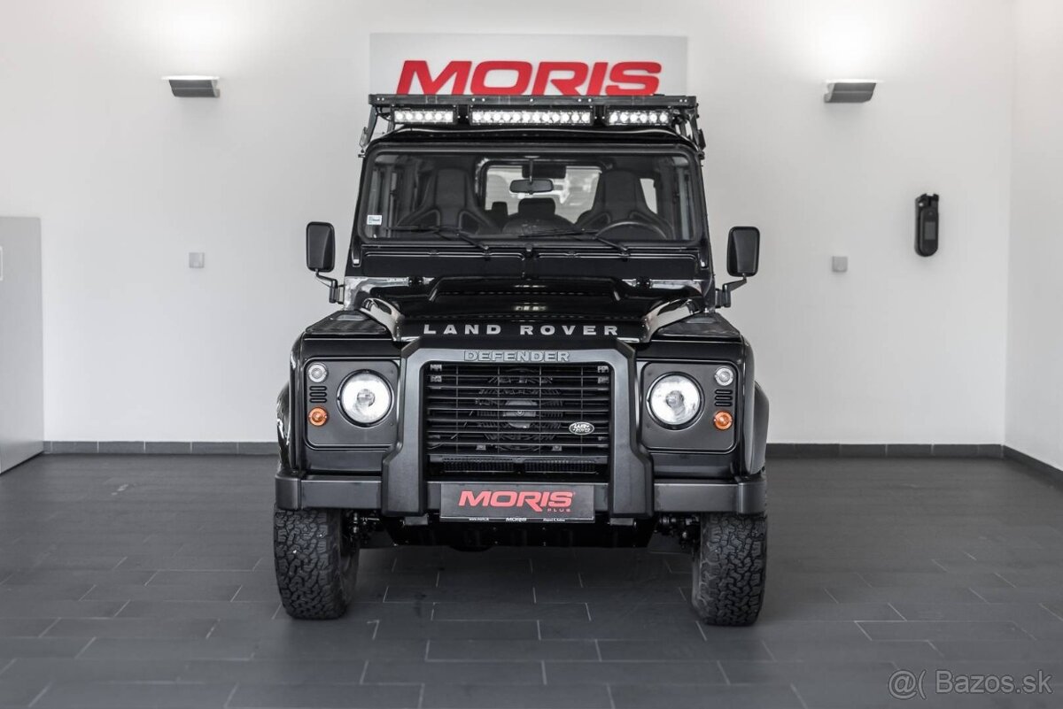 Land Rover Defender 110 2.4 SW S