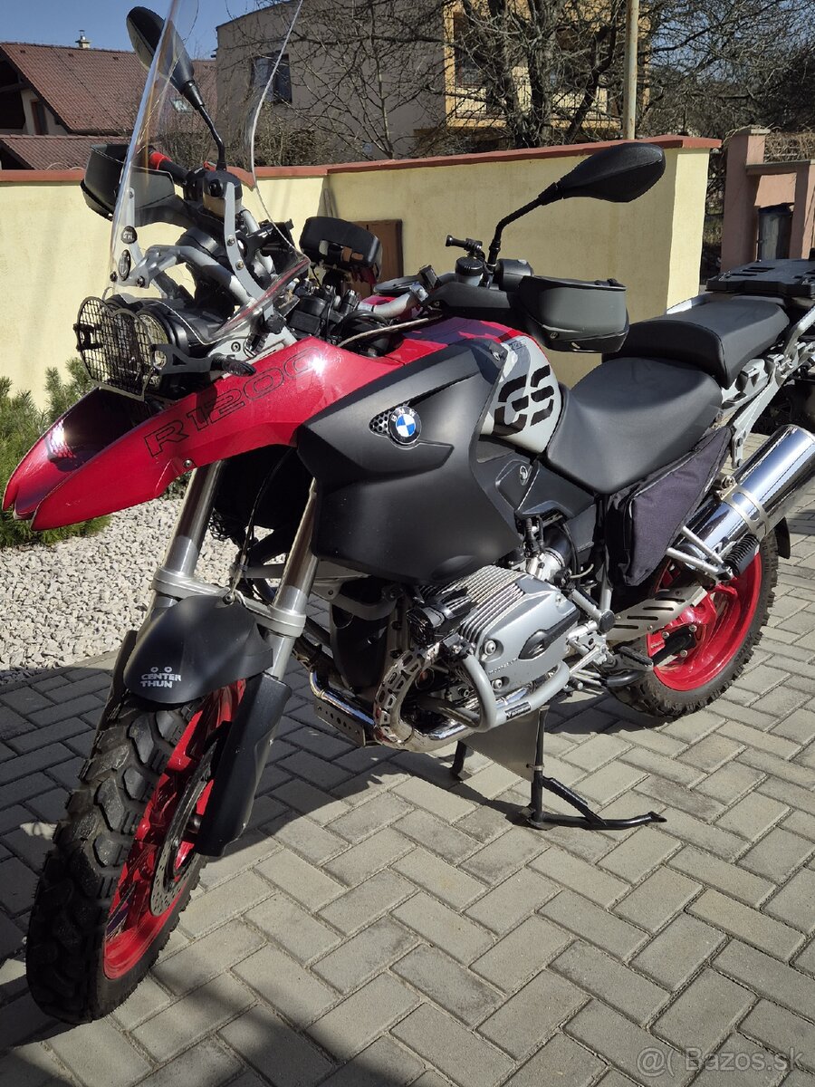 BMW R1200GS s príslušenstvom