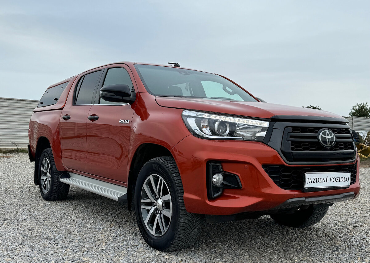 Toyota Hilux DC 2.4 I D-4D Active 4x4 A/T