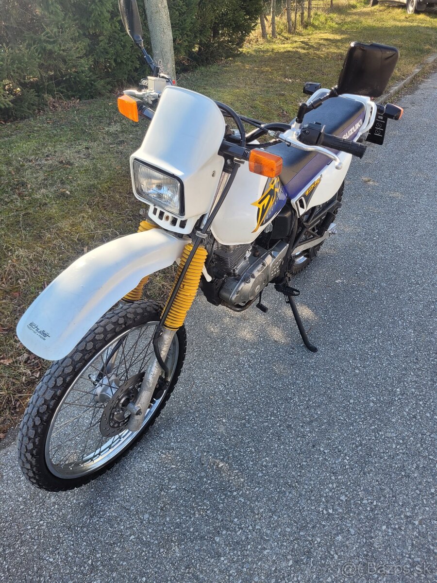 Suzuki DR 125 SE elektrický štartér