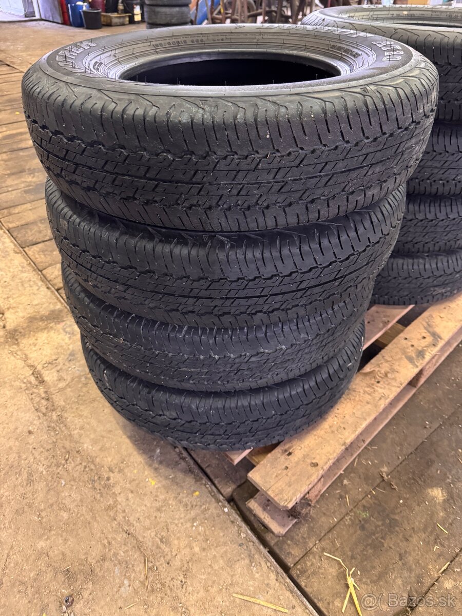 Dunlop Grandtrek AT20 195/80 R15