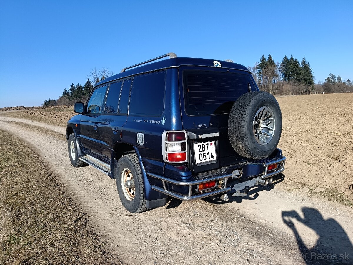 Mitsubishi Pajero 3,5L V6 24veltil 143kw