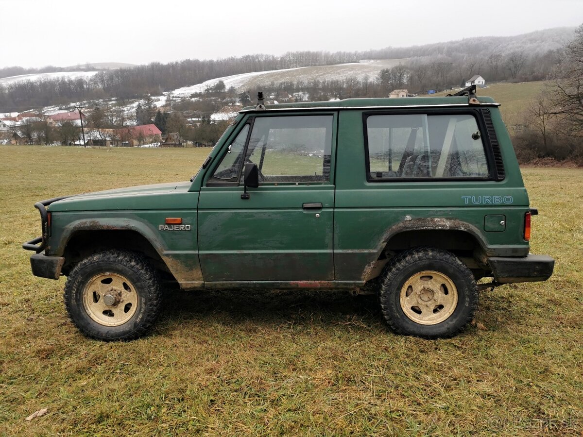 MITSUBISHI PAJERO 2.5TD 4X4