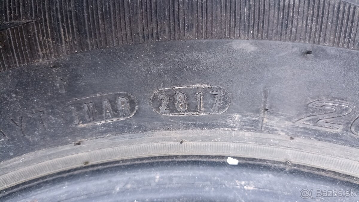 Pneu 205/70 r15