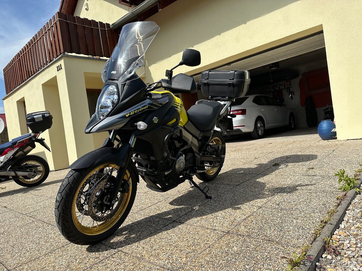 Suzuki V-Strom 650 XT