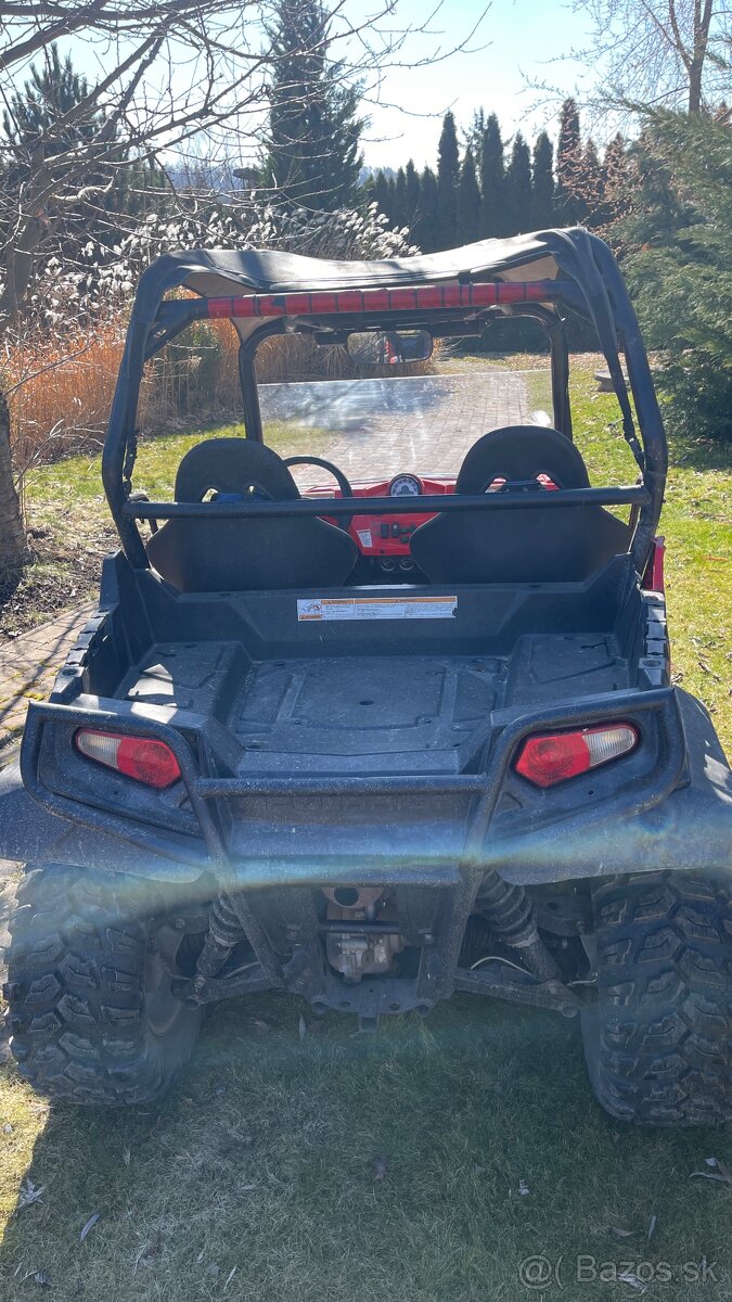 Polaris RZR 800 UTV buggy