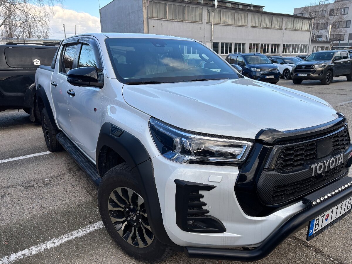 Toyota Hilux GR