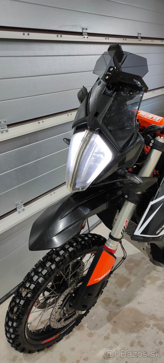 KTM 790 adventure R