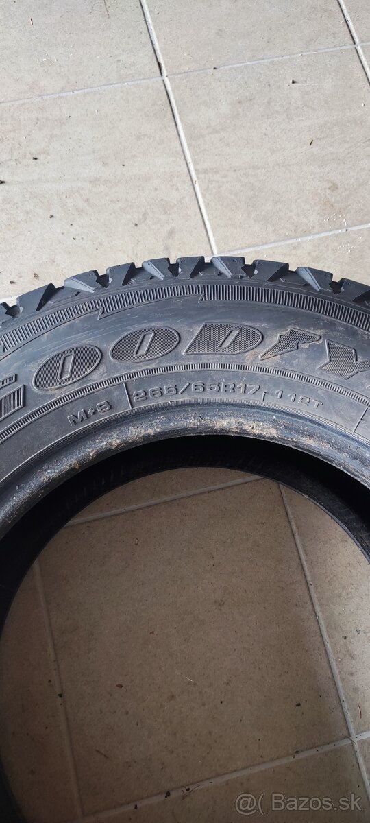 Goodyear Wrangler 265/65R17