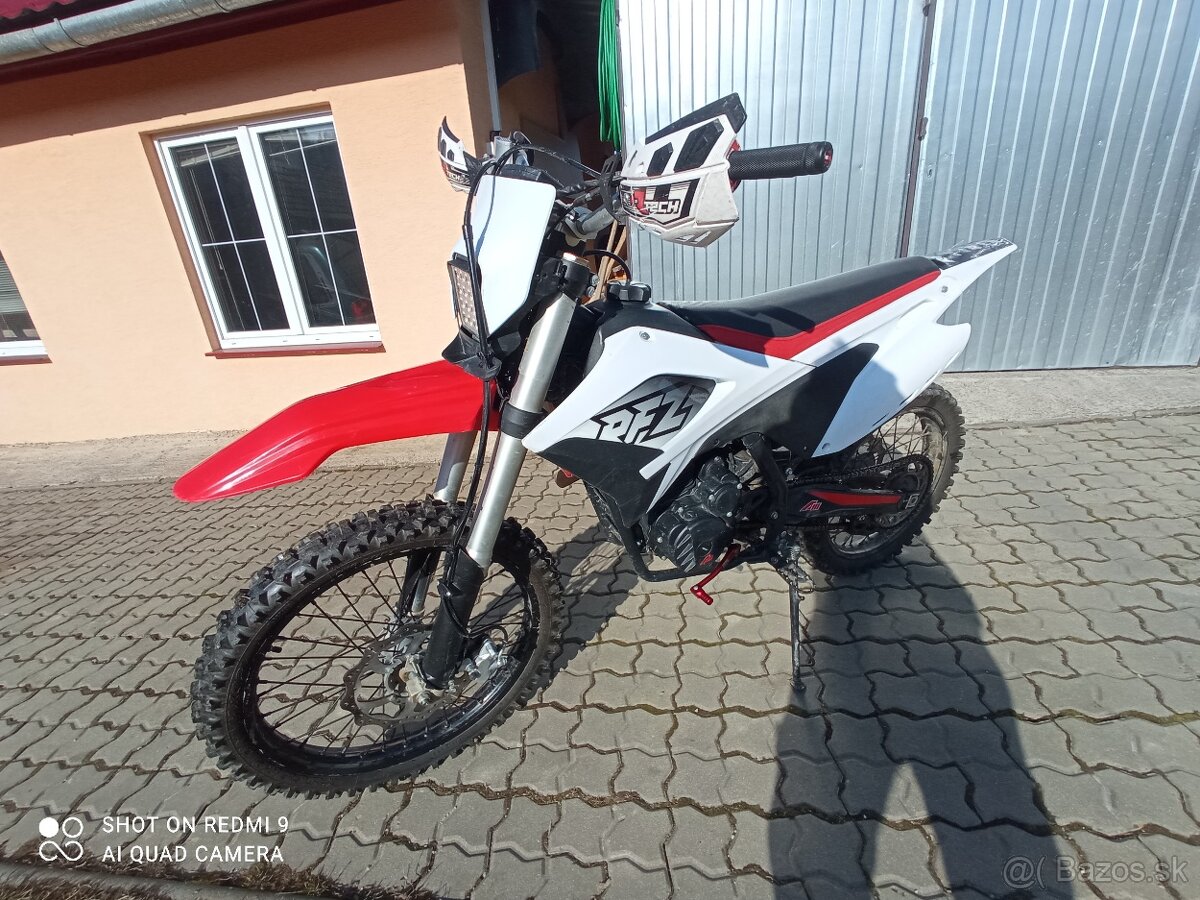 enduro apollo rfz 250cc 5 rýchlostná kolesá 18/21 + doplnky