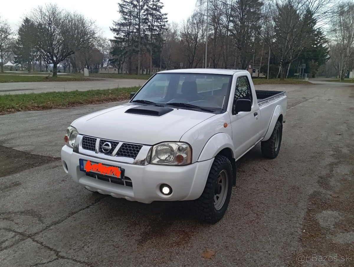 Nissan Navara 2,5 TDi 4x4